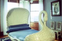 03 swan boat bed