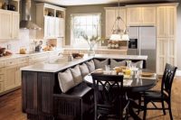 Classic Chic Home: Unique And Inspiring Kitchen Island Ideas