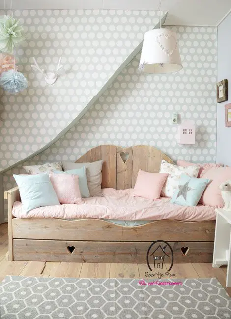 pastel bedding for a girl's room