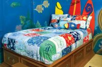 06 surf-inspired printed bedding
