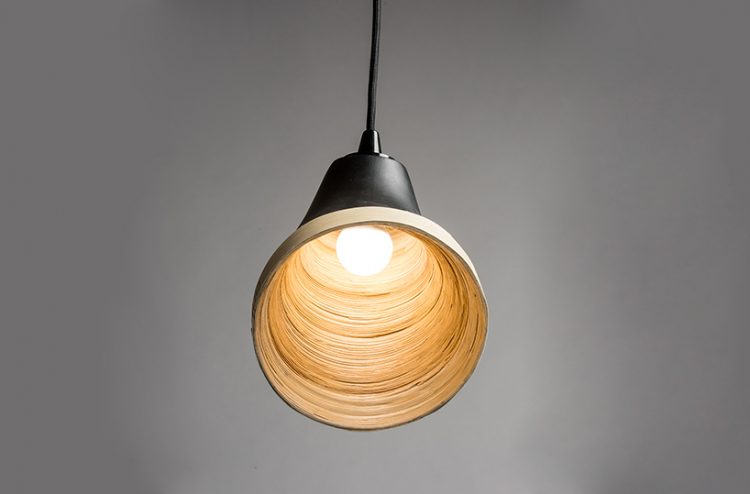 light highlights the Sagano lamp texture