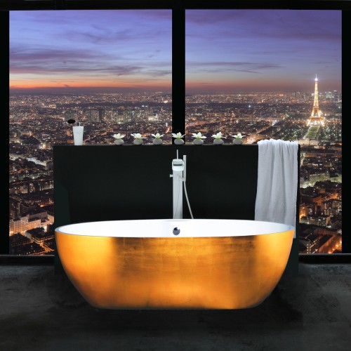 Bathroom With A WOW Paris View (via 24)