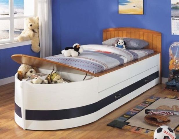 a cargo ship kid bed