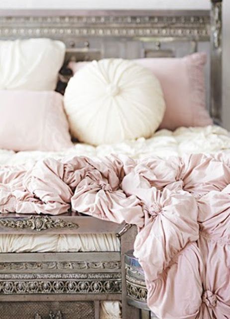tufted rose quartz and white bedding