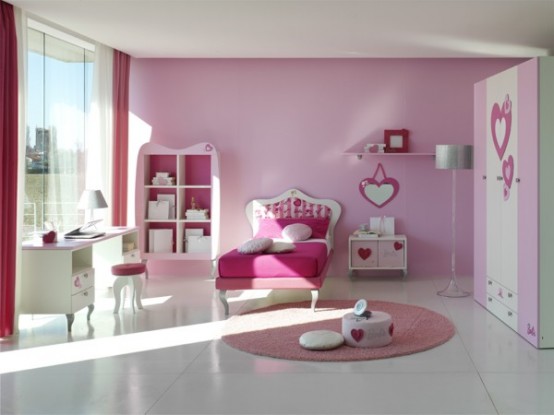 a hot pink girl's bedroom with a hot pink accent wall, with white and pink refined furniture, a glazed wall and pink curtains