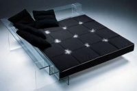 15 glass bed