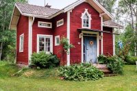 16 Swedish cottage with a cross gable roof