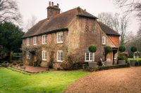 1900-s-english-countryside-home-breathing-with-style-1