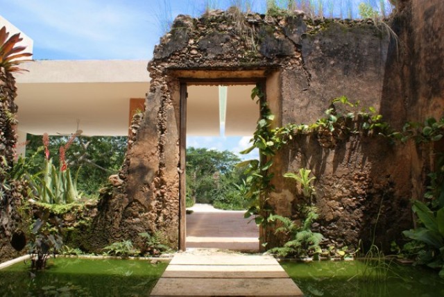 19th Century Bacoc Hacienda With A Rustic Feel