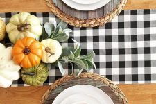 a stylish b&w thanksgiving table seeting