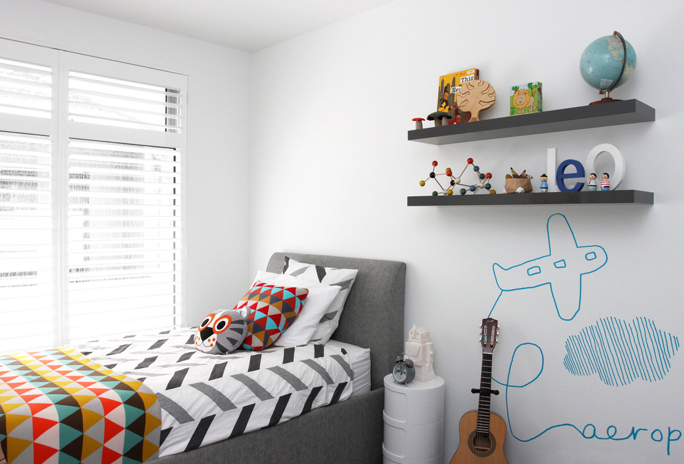 Fun airplane mural is a simple yet cute way to decorate a wall.