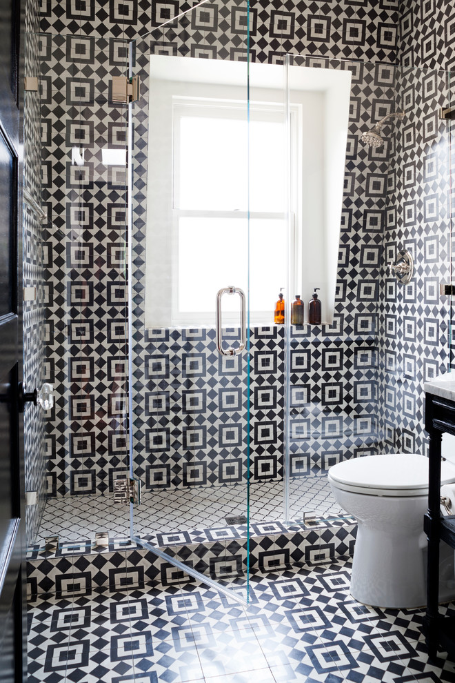 an alcove shower would llok great with interestisting graphic black and white patterned tiles