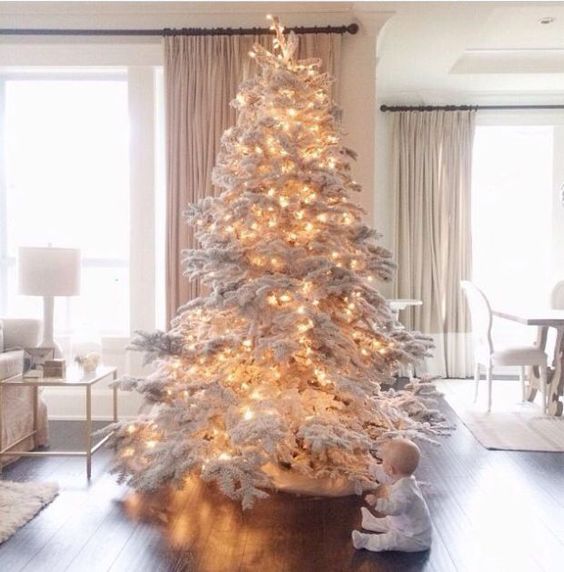 rock a snowy Christmas tree with only lights for an incredible holiday look