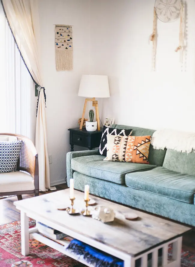 Mid-century modern is one of those styles that mixes with boho really well.