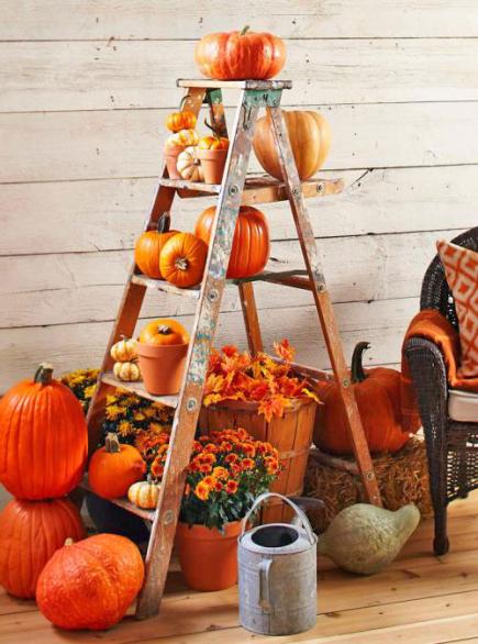 This is a great example showing how to make an easy Fall display.