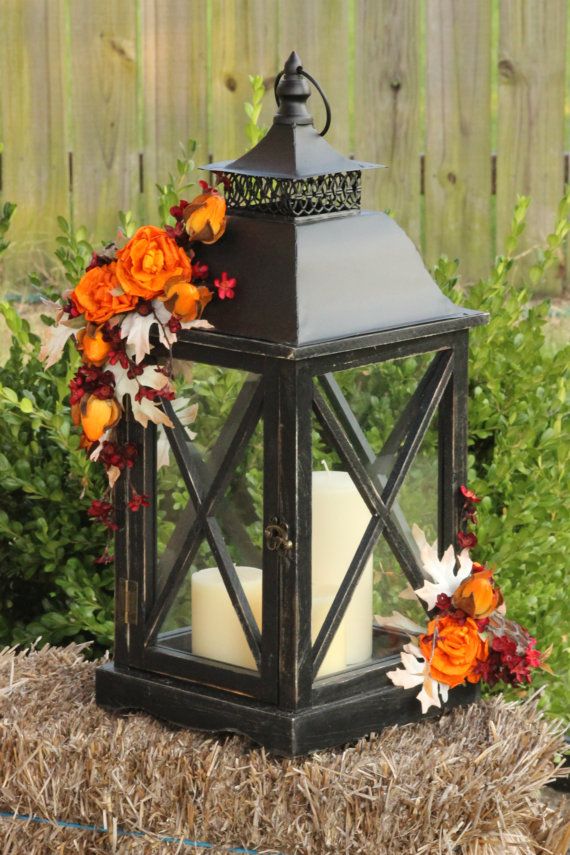 It's a great idea to use such simple fall lantern for wedding tables if you plan a fall's wedding.