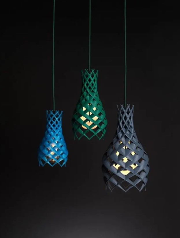 Eye catchy lamps made by 3D printing in various bold colors, they will match a modern or contemporary space easily