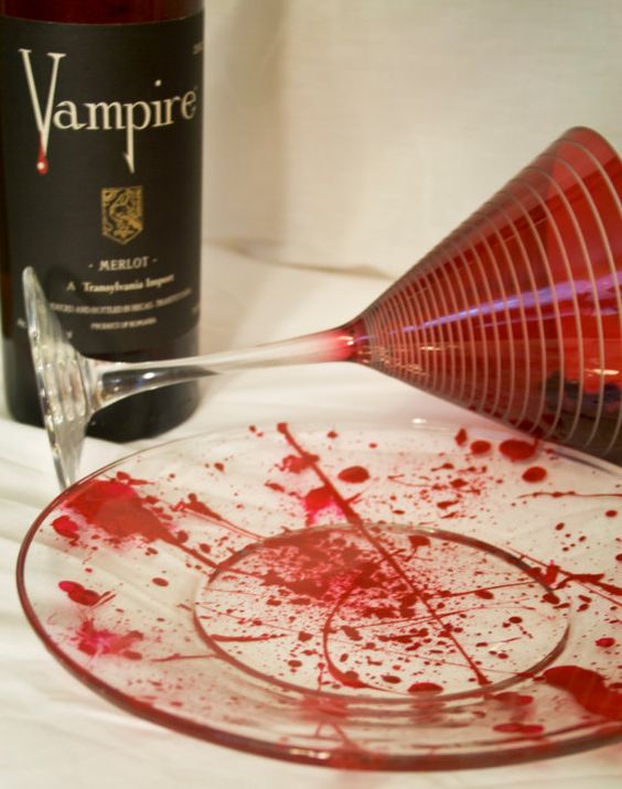 bloody glassware is a cool idea for a Dexter, vampire and many other Halloween parties, get inspired