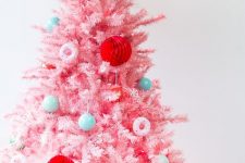 a bold pink Christmas tree