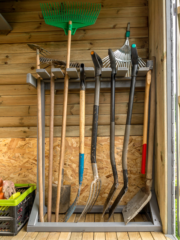 a rack for shovels and rakes is a must for every garden shed, it's very comfy in using
