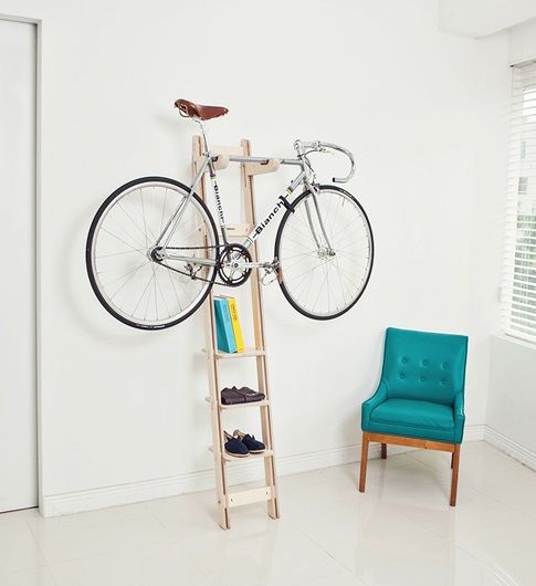 a comfortable and lightweight bike holder with addiiotnal storage and a bike on top is a great idea to store your piece anywhere