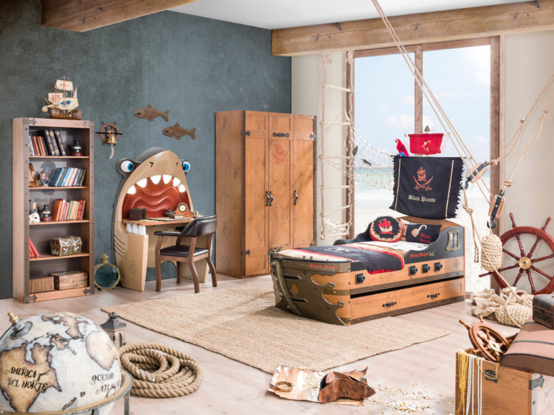 A personal pirate ship is a dream of any boy. (Turbo Beds)