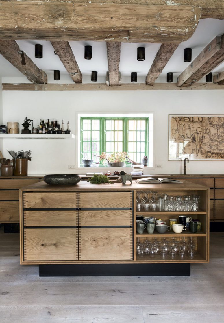 Dinesen heart oak was extensively used for floors, furniture and even beams around the house