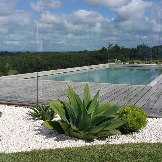 07 absolutely transparent glass fence for a pool