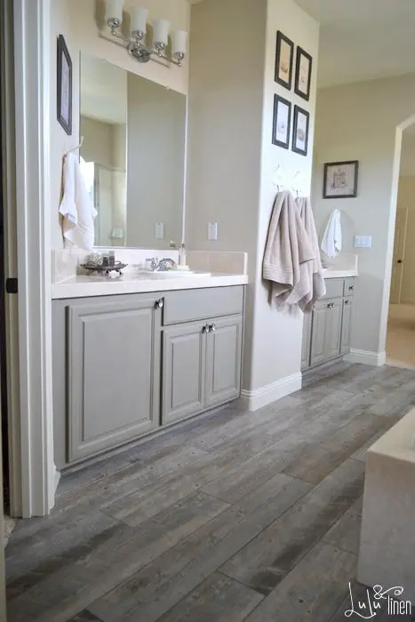 08 dark grey weathered wooden floors work perfect for a rustic bathroom