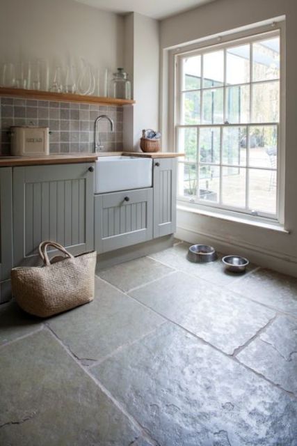 30 grey brushed limestone floors for a natural look