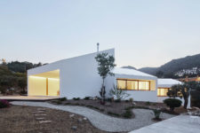 01 Sat on a hillside in Palma de Mallorca, House MM is the brainchild of local architecture firm Ohlab and was concieved as a composition of white boxes
