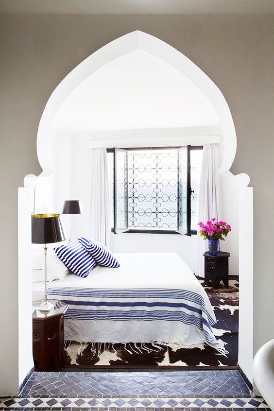 pretty archway for a coastal bedroom