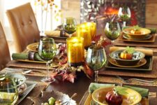 22 fall-colored tablescape in warm shades with faux pumpkins