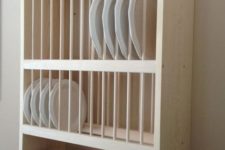 23 wall-mounted dish cabinet to save some kitchen space
