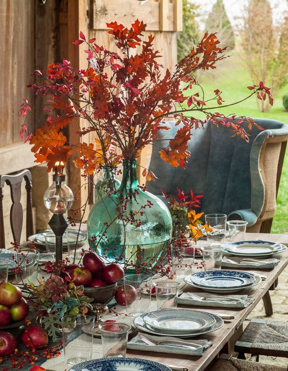 fall leaves, apples, berries for decor, chinoiserie