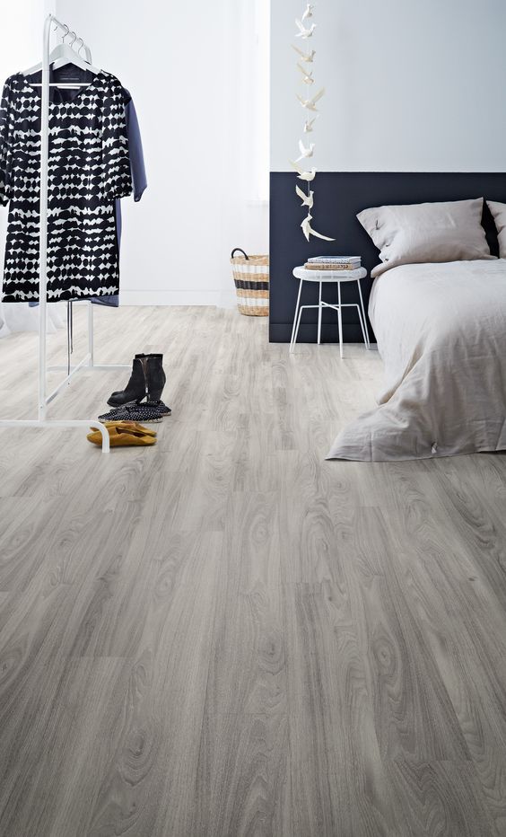 27 ash vinyl sheet floors for a bedroom