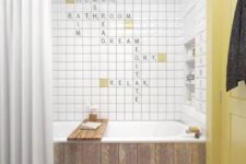 41 wood coverings for an ugly bathtub