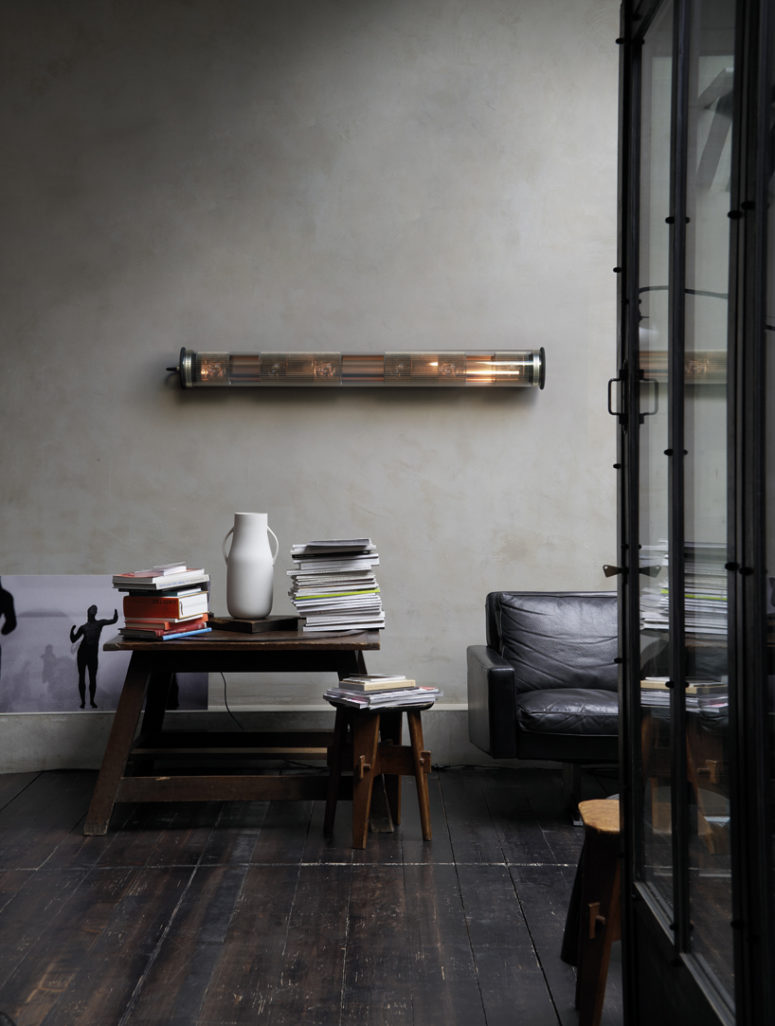 Chic industrial design will fit lots of modern spaces, especially industrial, masculine and vintage ones