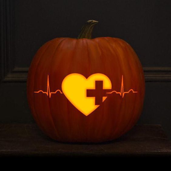 heart beat pumpkin lantern bring an eye-catchy romantic touch