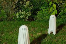06 such floating ghosts are a perfect last minute backyard decoration
