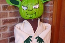 09 painted Master Yoda pumpkin – just add a body