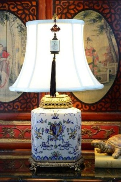chinoiserie lamp with a tassel