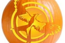 21 Mockingjay Hunger Games pumpkin