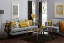 23 make an accent in a grey room using yellow cushions, lamps and flowers