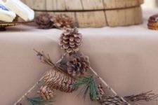 34 pinecones and fir branches work not only for the fall but also for the winter
