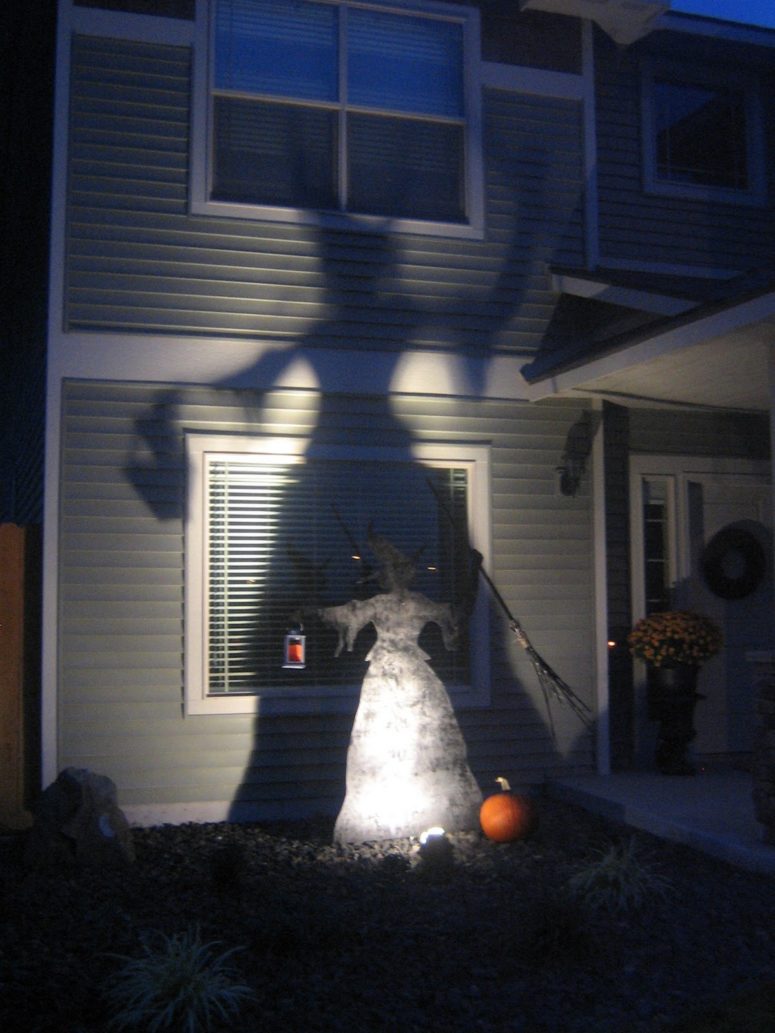 DIY Witch Silhouette.
If you have a sheet of plywood and a jig saw you can make this cool thing in one evening. (via www.homeiswheretheyloveyou.com)