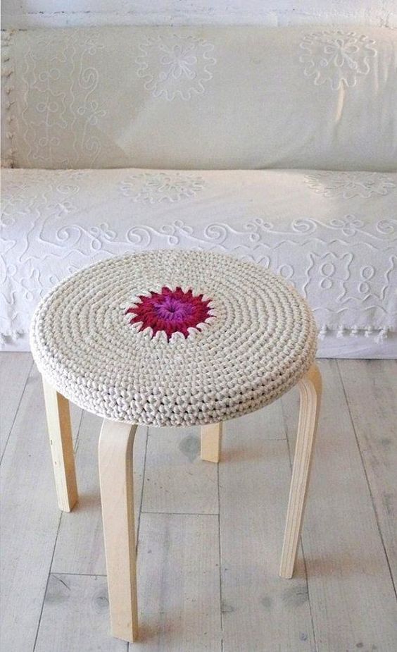 Crocheted Frosta stool