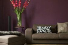 18 aubergine accent wall is a great way to make the space more refined and moody