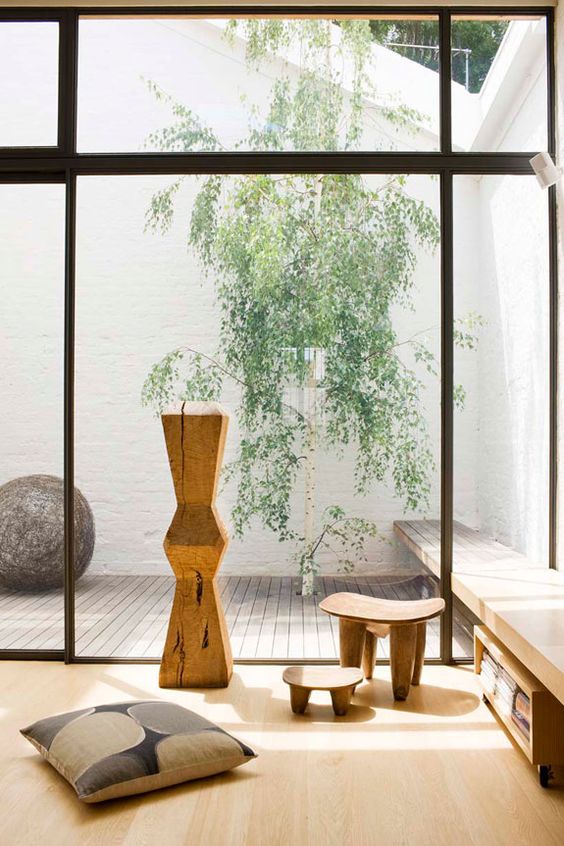 wooden floors, furniture and accessories are right what you need for a Japanese living room