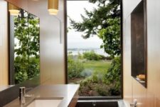 21 another type of soaking bathtub that can be shared